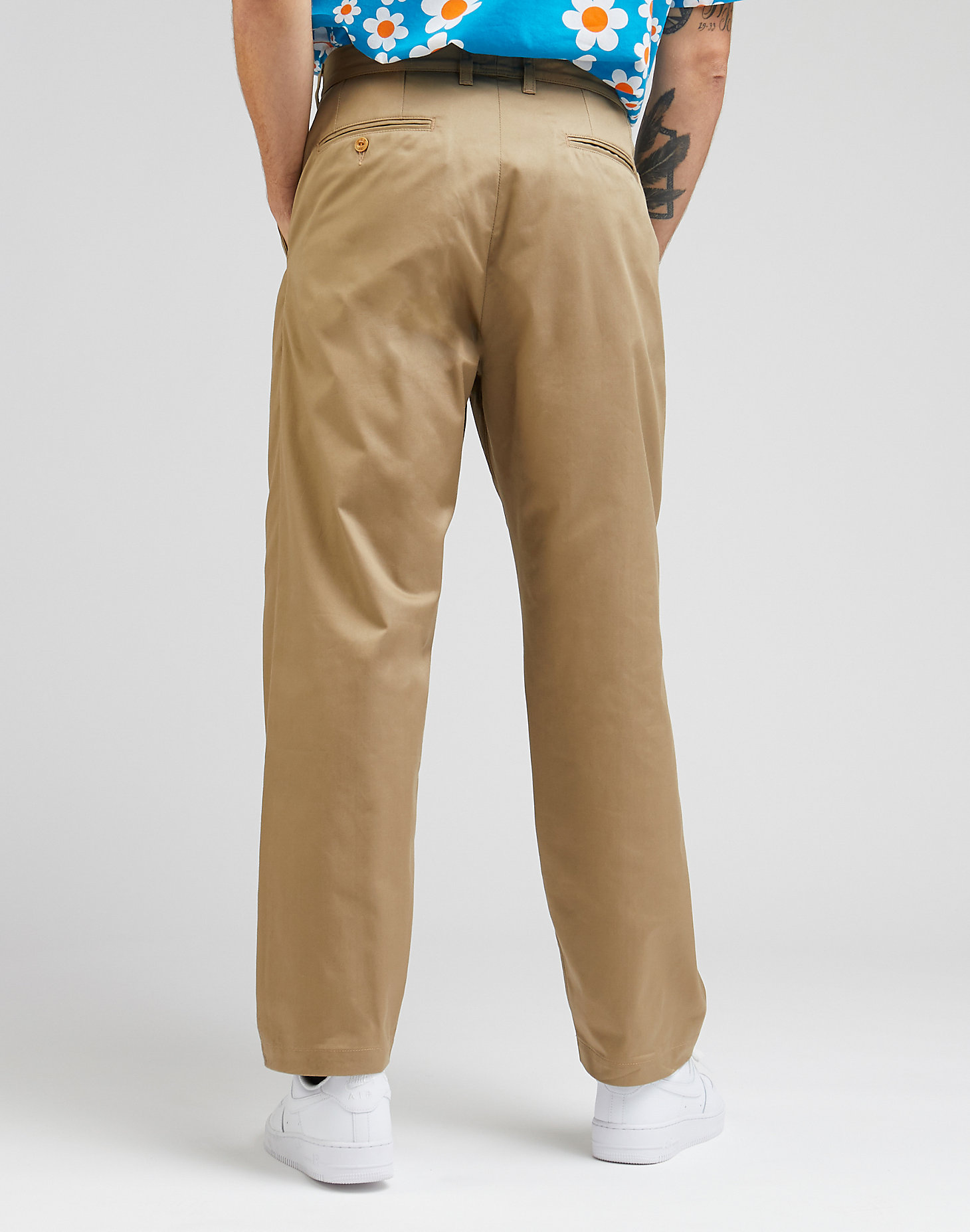 Double Pleated Chino in Dry alternative view 1