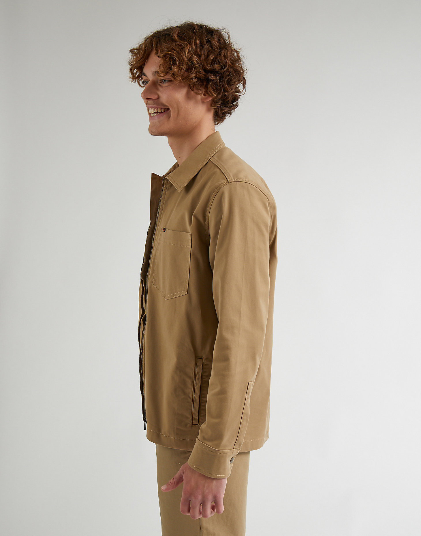 Relaxed Chetopa Overshirt in Clay alternative view 3