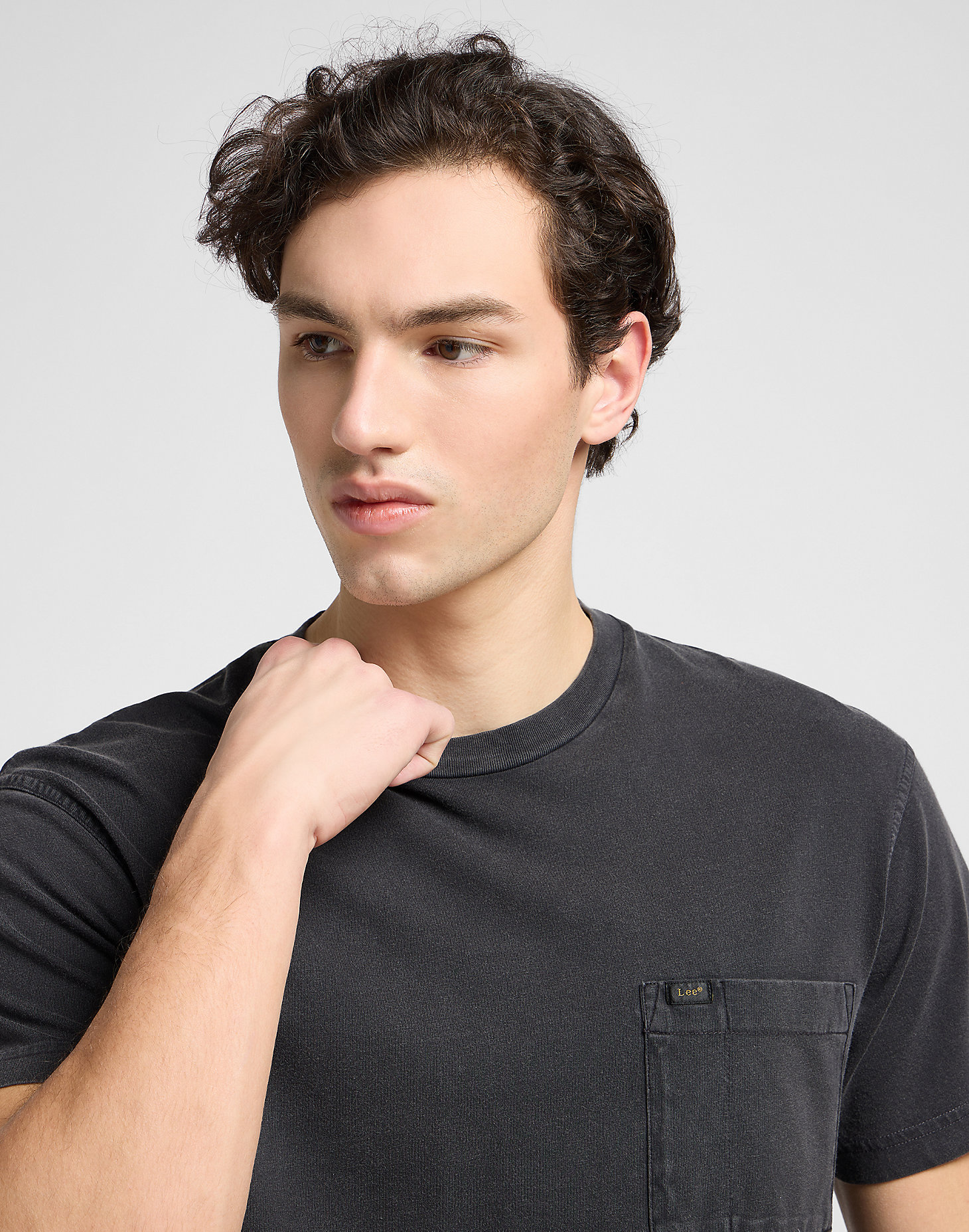Relaxed Pocket Tee in Washed Black alternative view 4