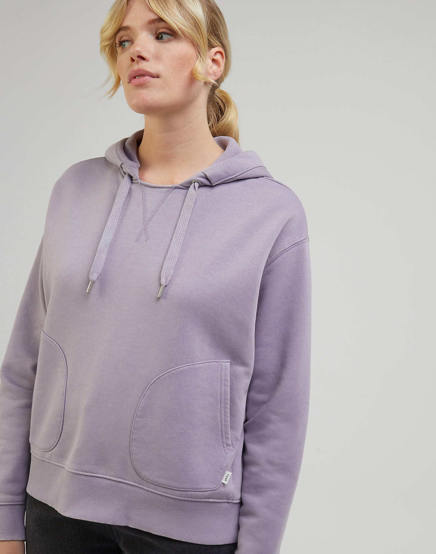 Relaxed Hoodie in Jazzy Purple alternative view 4