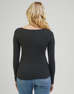 Long Sleeve Slim Boat Neck Tee in Charcoal alternative view