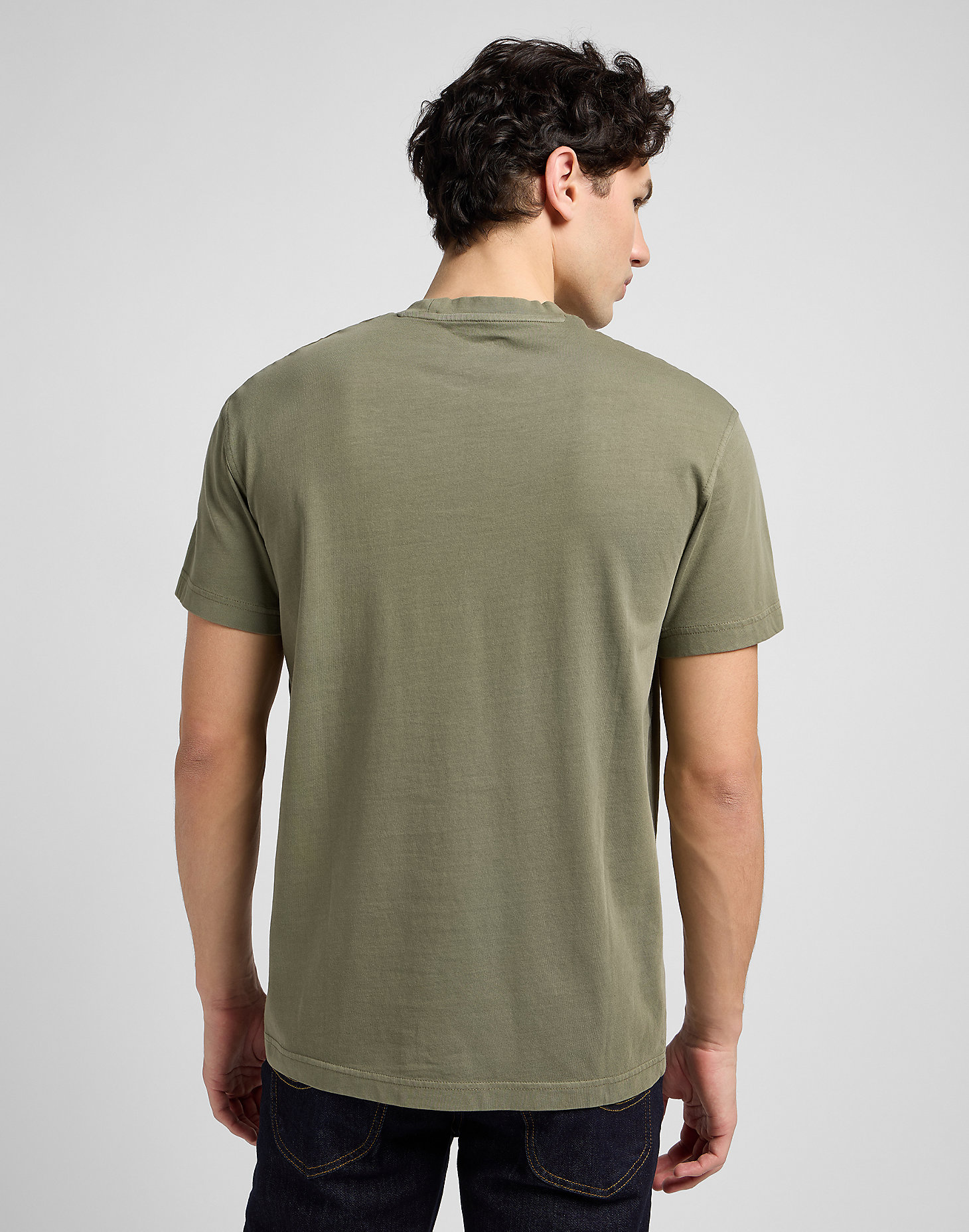 Relaxed Pocket Tee in Olive Grove alternative view 1
