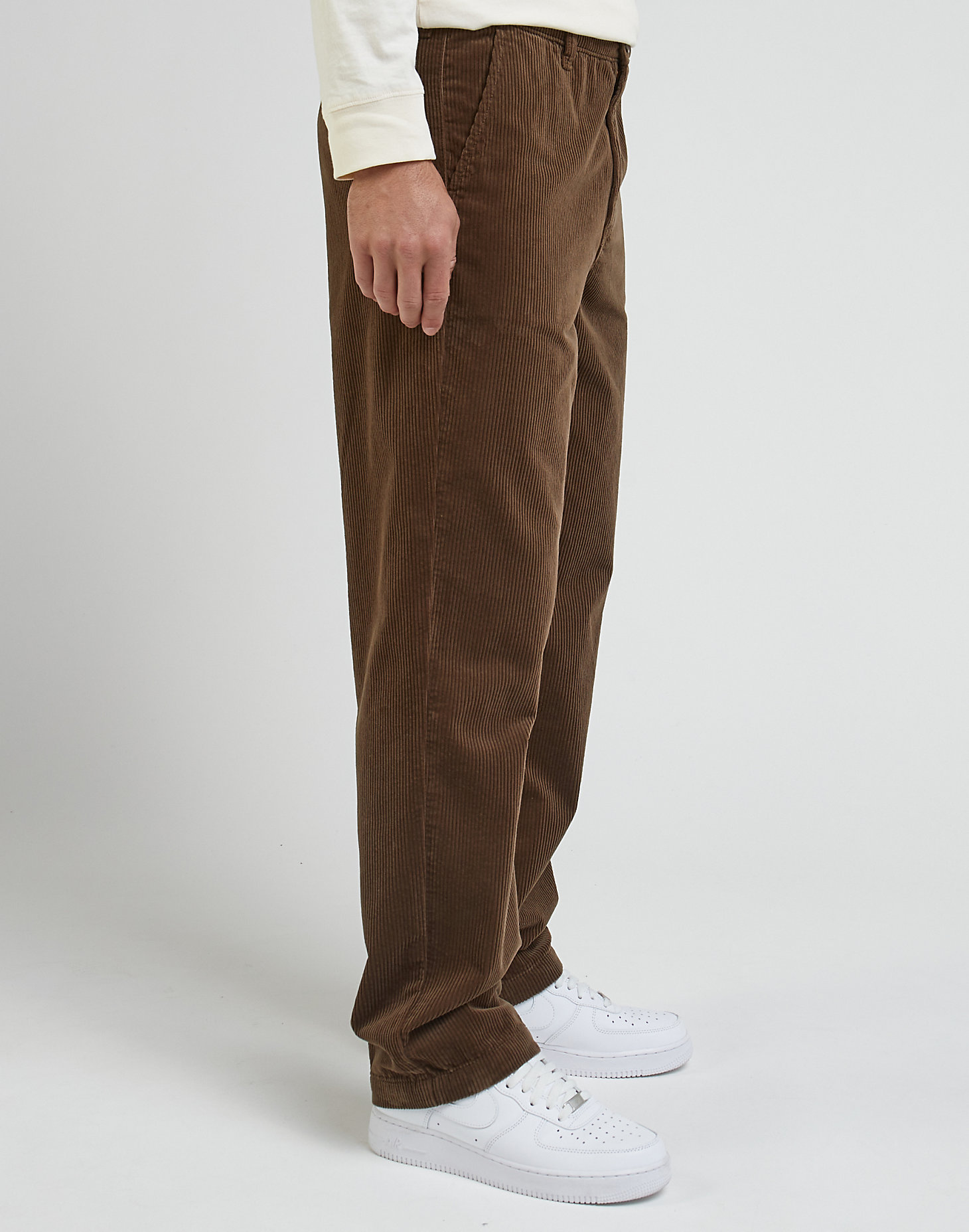 Relaxed Chino alternative view 3