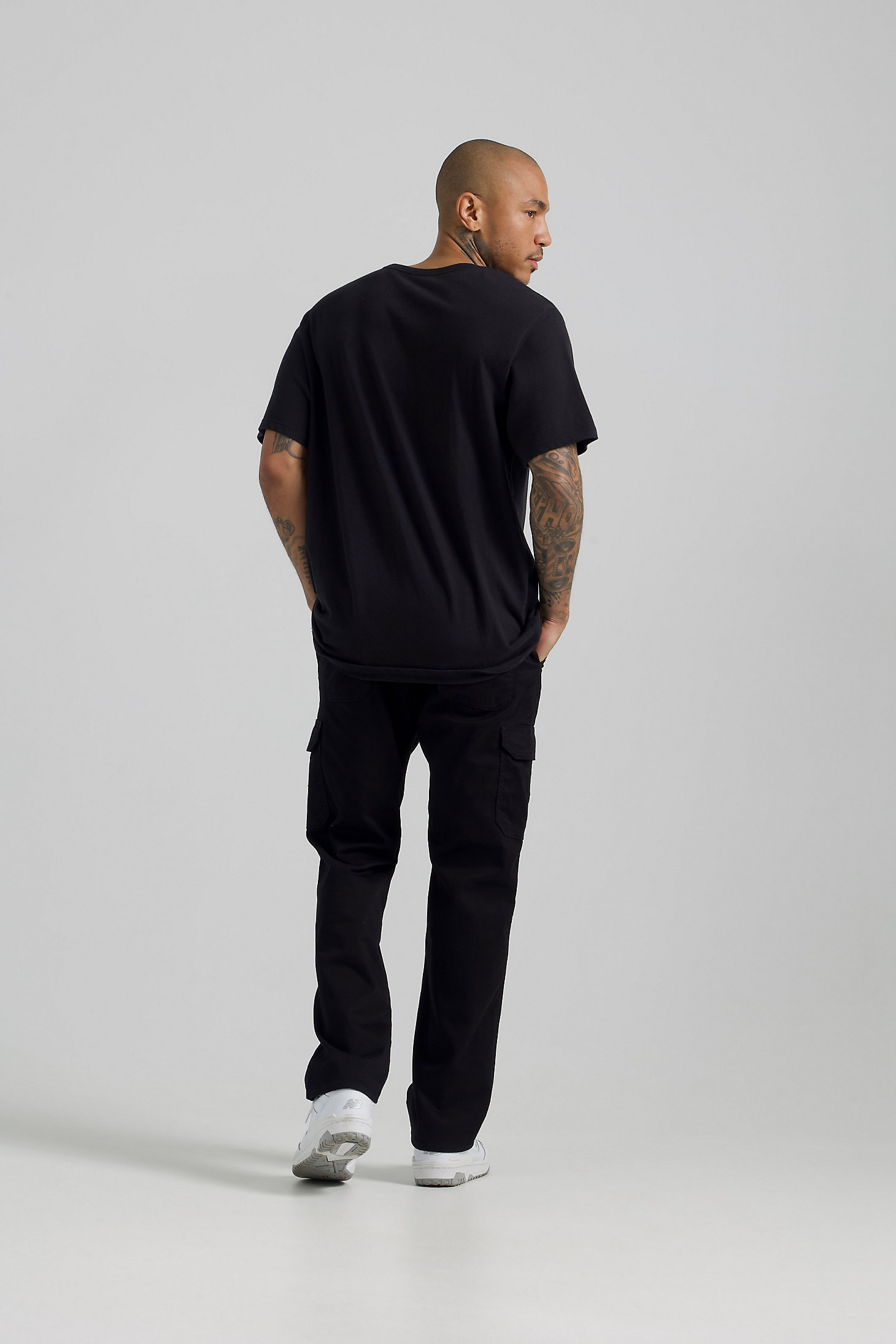 Men's Lee x BE@RBRICK  Buddy Lee Line Up Relaxed Fit Tee in Washed Black alternative view 3