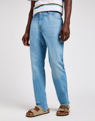 LEE West Retro 90s Relaxed Straight Leg Jeans in Clean Cody