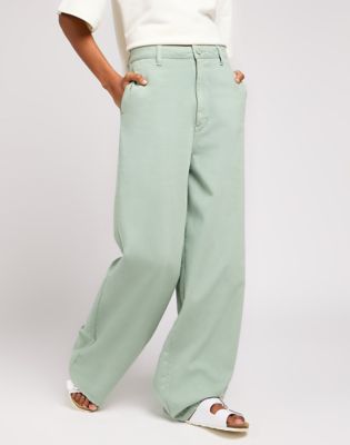 Women's Girlfriend Chino Relaxed Pants