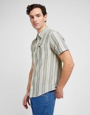 Short Sleeve Leesure Shirt in Summit alternative view 3