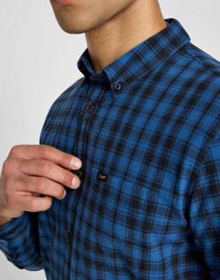Button Down Shirt in Blue alternative view 4