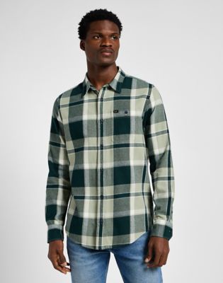 Leesure Shirt in Green main view