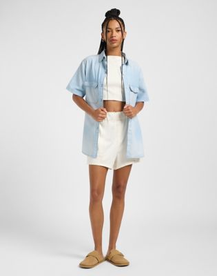 Chambray Utility Shirt in Endless Light alternative view 2