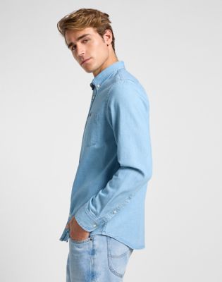 Button Down Shirt in Lakeside Wash alternative view 3