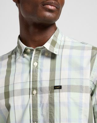 Short Sleeve Button Down Shirt in Concrete Sage alternative view 4