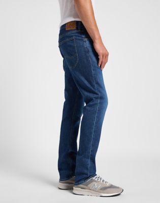 Luke Low Stretch in Herald alternative view 3