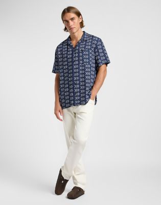 Resort Shirt in Rivet Ecru alternative view 4