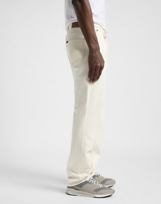 West in White alternative view 4