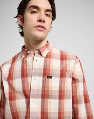 Regular Lightweight Button Down Shirt in Red Clay Plaid