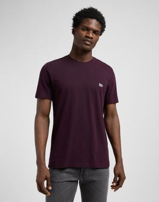Regular Short Sleeve Patch Logo Tee in Deep Wine