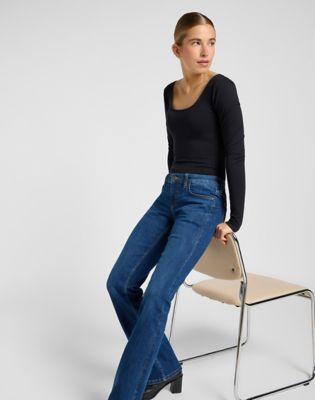 Jessica Bootcut Jean in Mid Scene alternative view 5