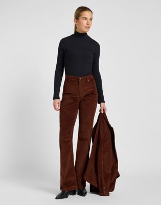 Slim Mock Neck Tee in Black