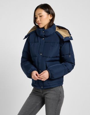 Relaxed Hooded Short Puffer in Rivet Navy