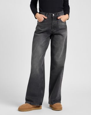 Low Slung Slouch Jean in Charred Black