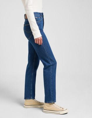 Carol Regular Jean in Fresh Berry