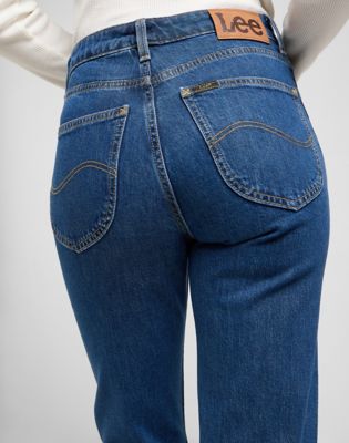 Carol Regular Jean in Fresh Berry