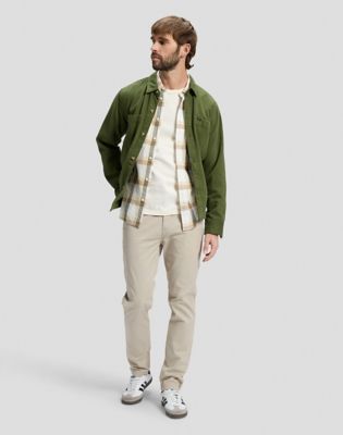 Slim Lightweight Chino Trousers in Cashmere