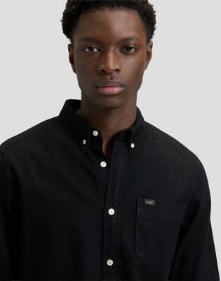 Regular Lightweight Button Down Shirt in Black