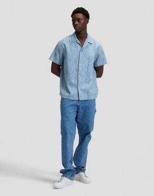 Loose Novelty Resort Shirt in Mid Wash