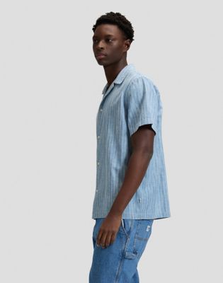 Loose Novelty Resort Shirt in Mid Wash