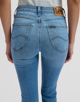Breese Flare Jean in Lighter Load alternative view 4