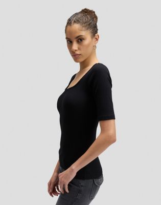 Slim Squared Neck Tee in Black
