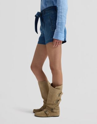 Loose Lightweight Short With Bow in Full Bloom