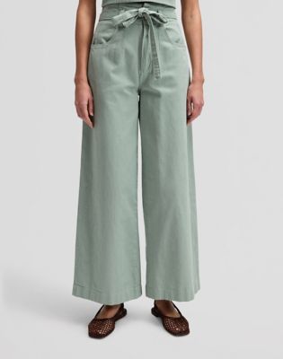 Regular Pleated Lightweight Trousers in Desert Sage