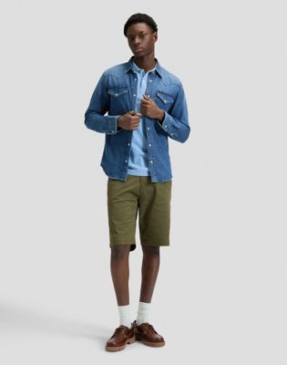 Regular Lightweight Chino Short in Olive Moss