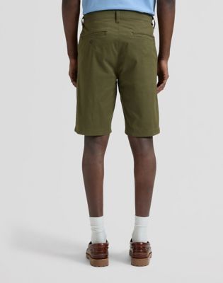 Regular Lightweight Chino Short in Olive Moss