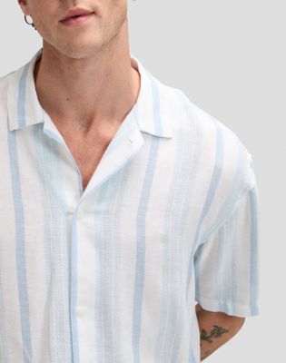 Relaxed Lightweight Resort Shirt in Beau Blue Stripe