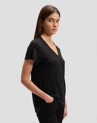 V Neck Regular Tee in Black