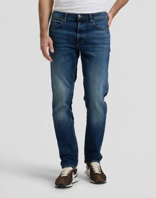 David Regular Tapered Jean in Rusty Rivet