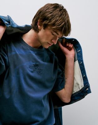 Lee x Feng Chen Wang Tee in Navy