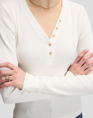 Slim Long Sleeve Waffle Henley Tee in Ecru
