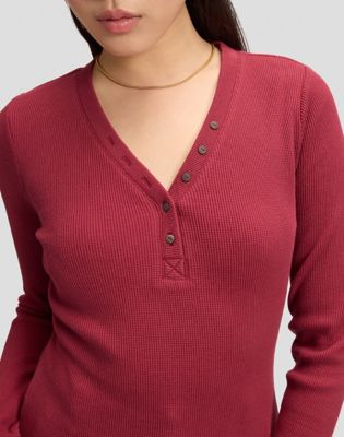 Slim Long Sleeve Waffle Henley Tee in Tibetan Red