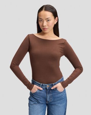 Slim Open Back Bodysuit in Shaved Chocolate