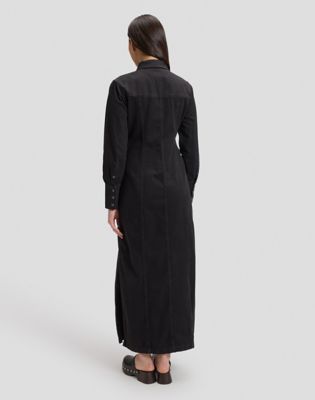 Slim Shaped Western Dress in Dark Volume