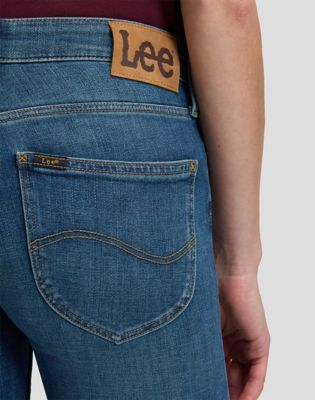 Elly Slim Jean in Mid Fade