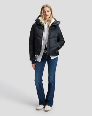 Regular Short Hooded Puffer Jacket in Black