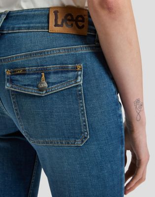Jessica Low Rise Bootcut Flap Pocket Jean in Mid Fade