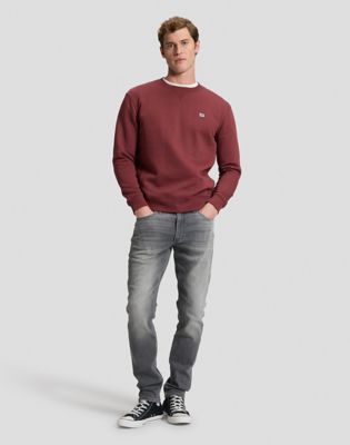 Regular Patch Crew Sweatshirt in Port