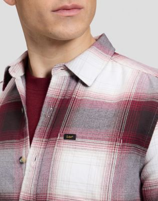 Regular Leesure Shirt in Tibetan Red